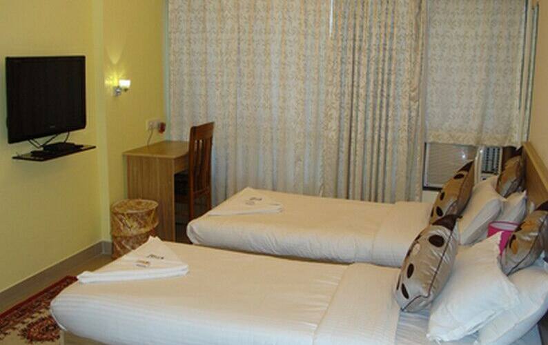 Andheri East Service Apartment, Mumbai 1